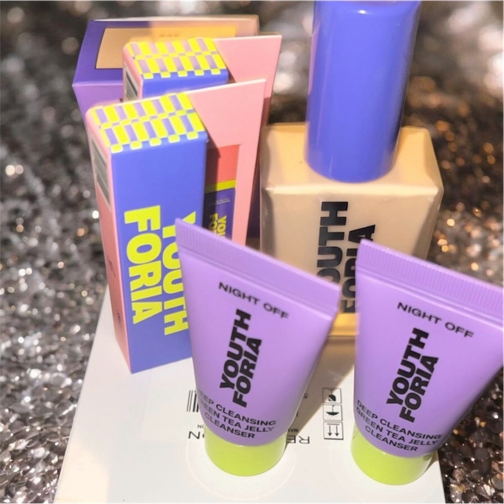 Youth Foria Cleanser, Primer, Foundation Estée Lauder Lip Gloss & Plumper by TF